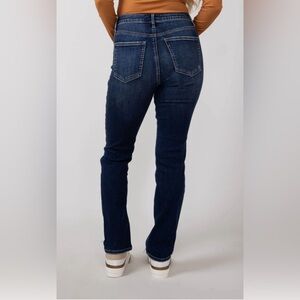 Silver Jeans Isbister High Rise Straight, Indigo, 27x31 NWT! Power Stretch Magic